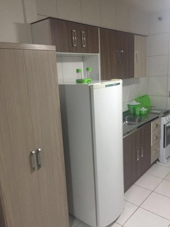 Kitinete Em Matinhos Com Piscina Vila Exterior foto